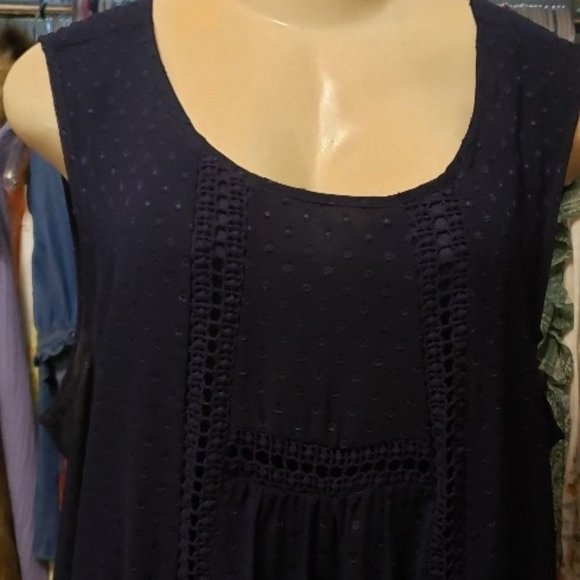 DanielRainn Elegant Delicate Midi Dress - Picture 1 of 4